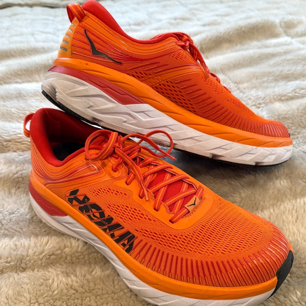 Hoka One One Bondi 7 Sz 12.5 Orange EUC